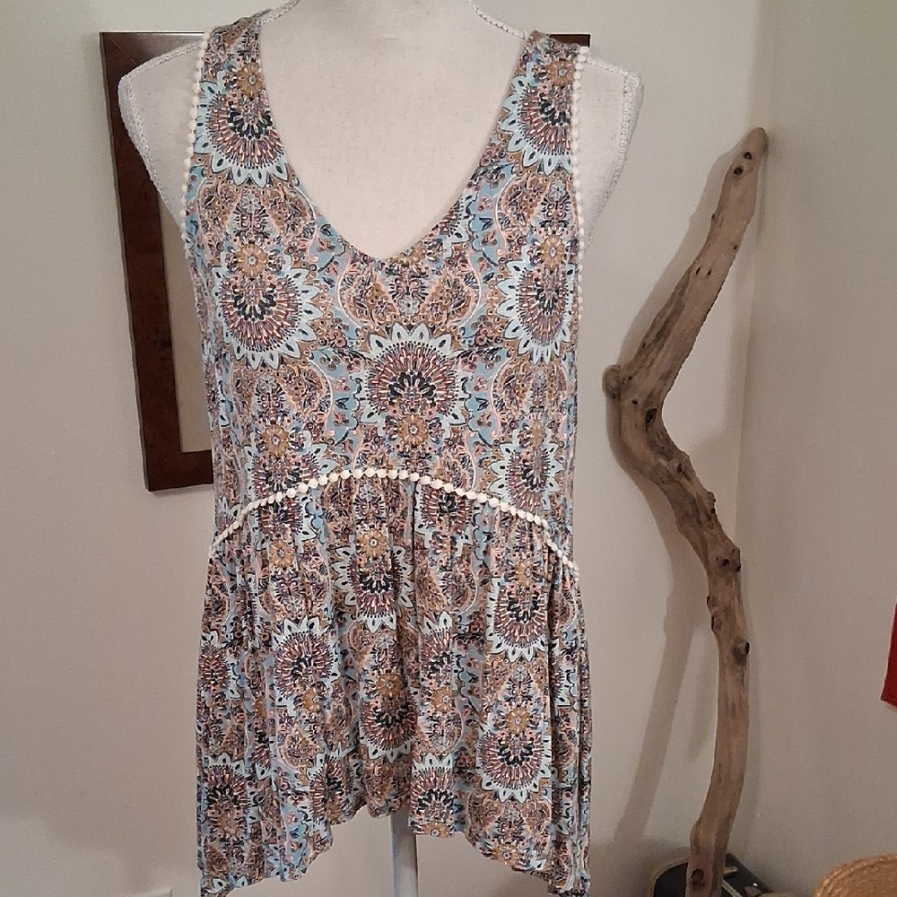 Buttons Blue and Brown Patterned Tank Top